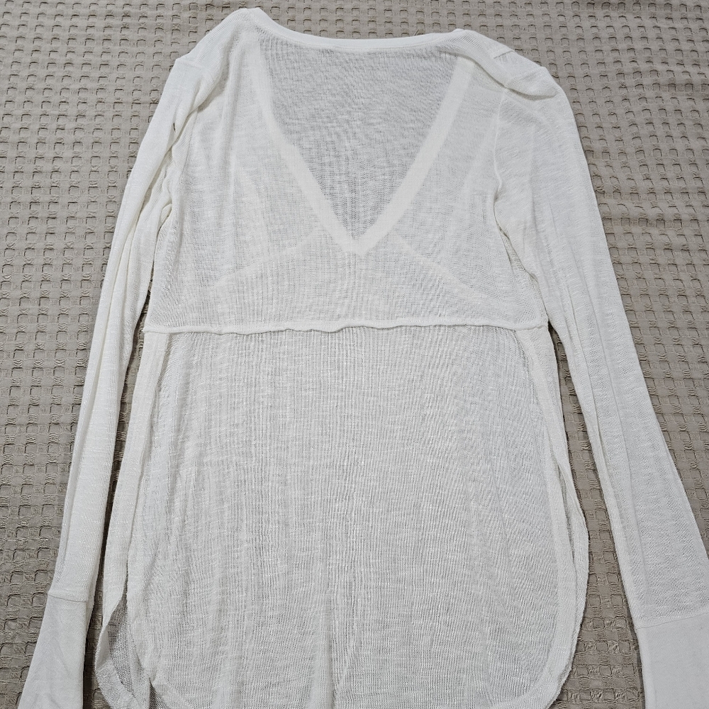 Intimately Free People Laying Low Long Sleeve Tee Size Large NWT - Picture 6 of 15